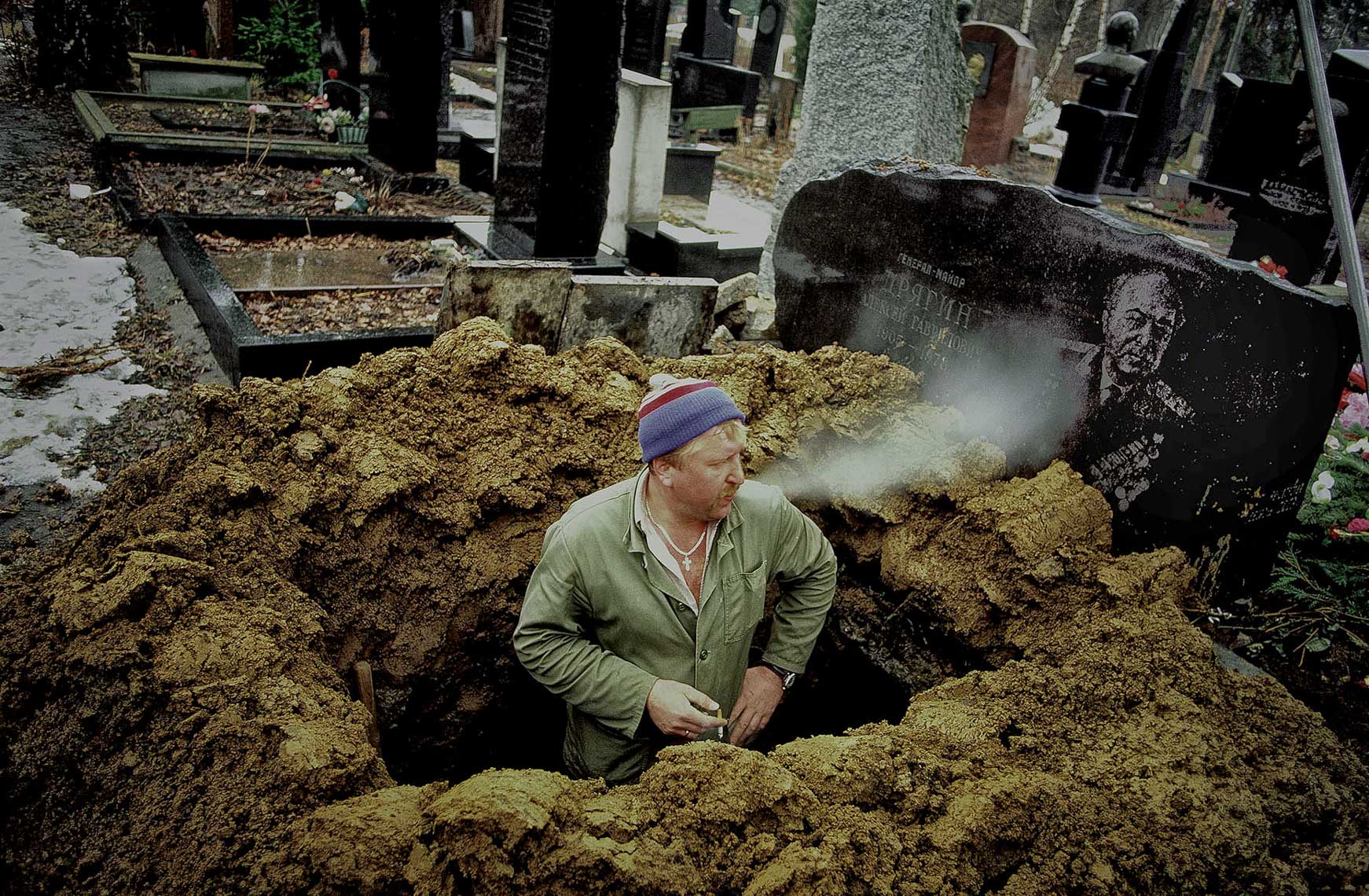 moscow_gravedigger_copy